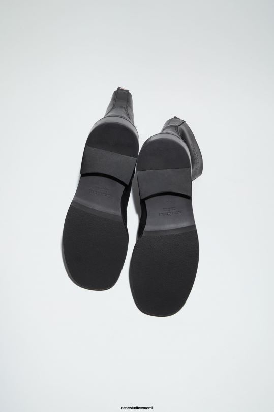 Acne Studios jalkineet musta 0VF2B1217 kiiltävät matalat nahkasaappaat