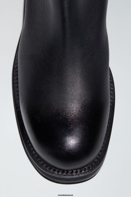 Acne Studios jalkineet musta 0VF2B1217 kiiltävät matalat nahkasaappaat