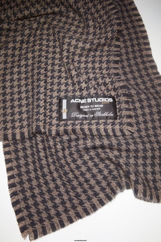 Acne Studios Lisätarvikkeet harmaa/vaaleanharmaa 0VF2B607 koiranhammas villahuivi