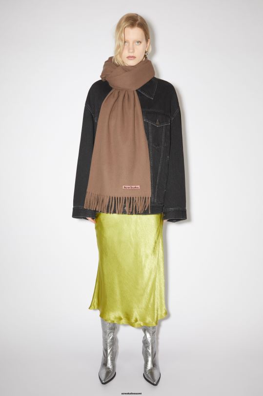 Acne Studios Lisätarvikkeet karamelliruskea 0VF2B618 hapsuvillahuivi - ylisuuri
