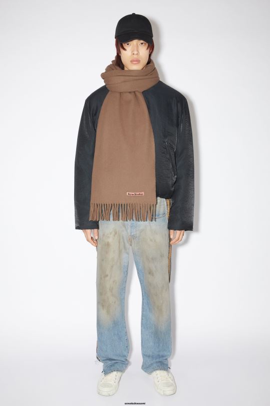 Acne Studios Lisätarvikkeet karamelliruskea 0VF2B618 hapsuvillahuivi - ylisuuri