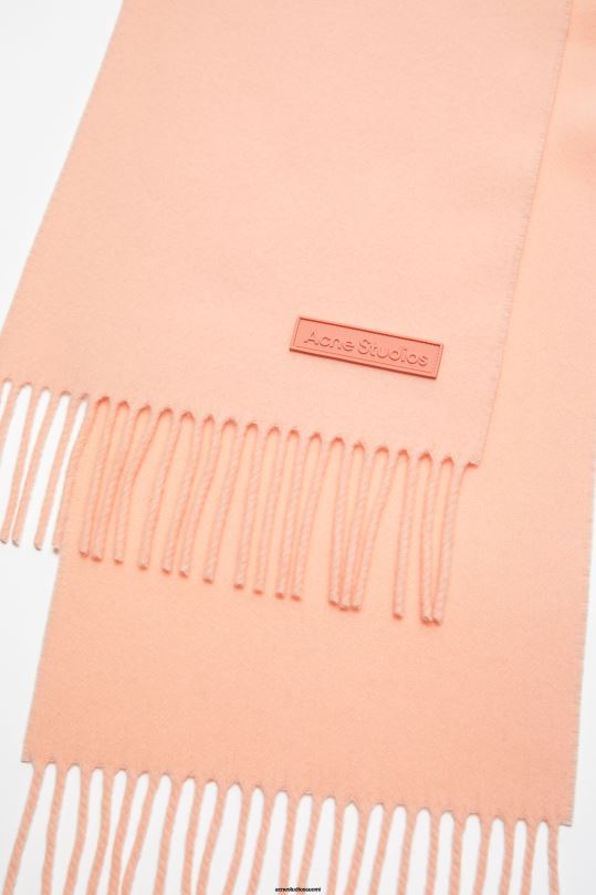 Acne Studios Lisätarvikkeet persikan pinkki 0VF2B869 hapsuvillahuivi - kapea