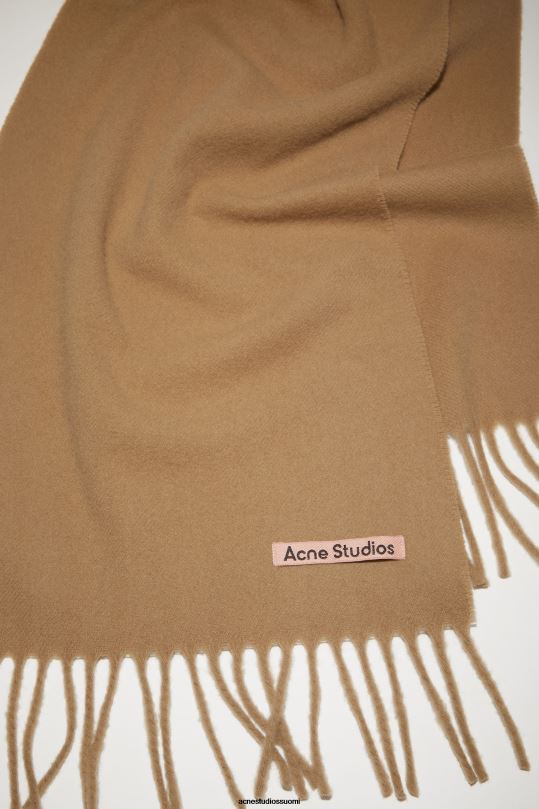 Acne Studios Lisätarvikkeet tumma kameli 0VF2B694 hapsuvillahuivi - laiha