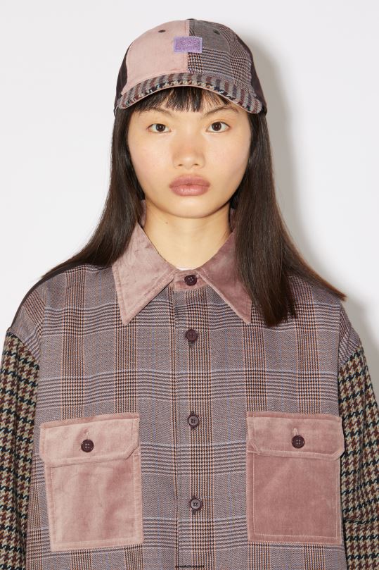 Acne Studios Lisätarvikkeet pinkki/violetti 0VF2B851 kasvolappukorkki