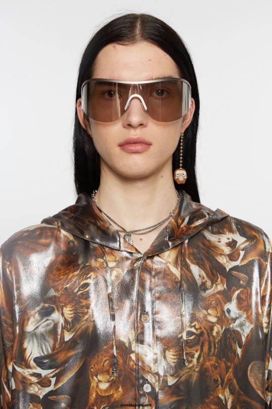 Acne Studios Lisätarvikkeet antiikki kulta/ruskea 0VF2B696 kallo riipus korvakoru