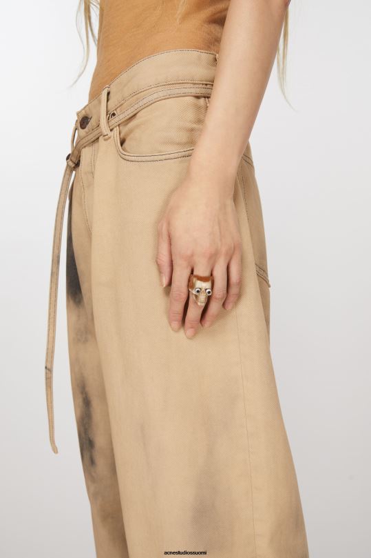 Acne Studios Lisätarvikkeet antiikki kulta/ruskea 0VF2B697 kallon rengas