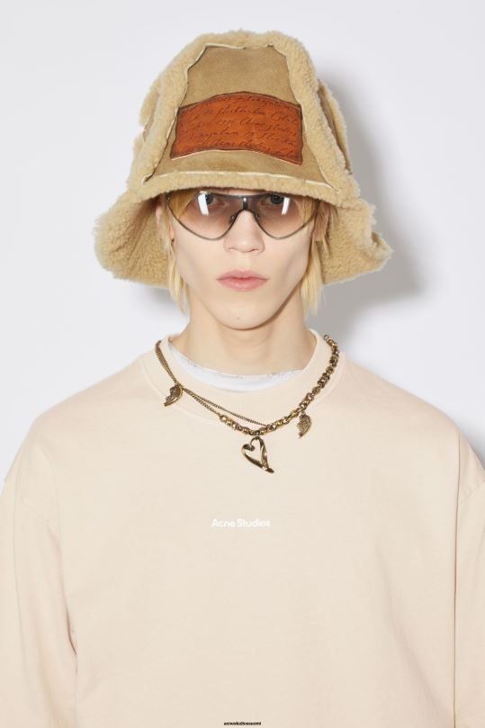 Acne Studios Lisätarvikkeet antiikki kultaa 0VF2B701 hurmaava kaulakoru