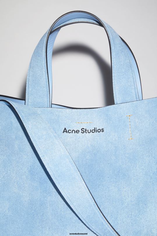 Acne Studios Lisätarvikkeet vaaleansininen 0VF2B764 musubi midi tote