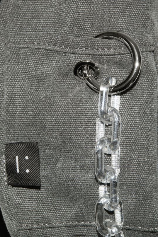 Acne Studios Lisätarvikkeet hiilen harmaa 0VF2B584 mini reppu