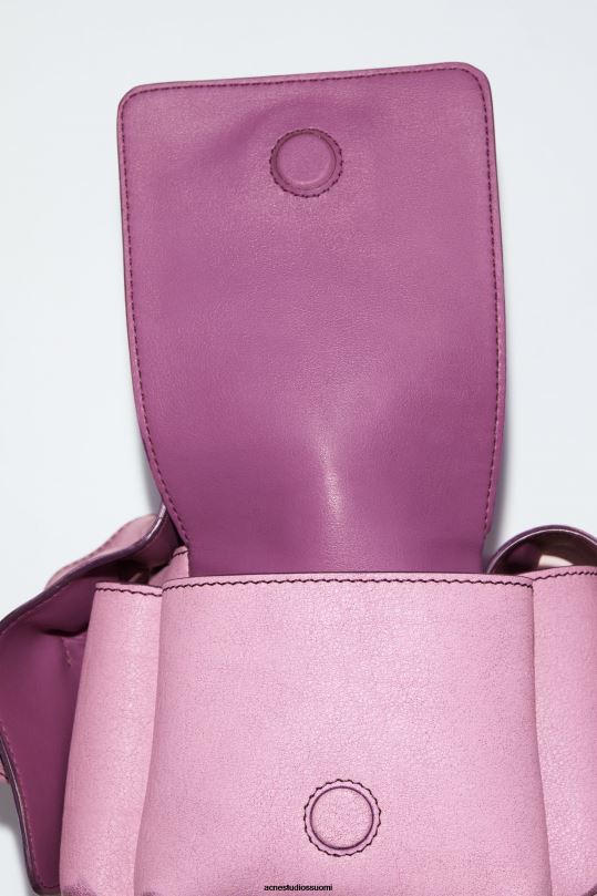Acne Studios Lisätarvikkeet vaaleanpunainen 0VF2B852 multipocket mini laukku kiitotien show