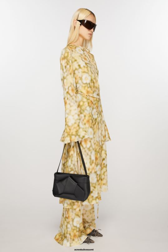 Acne Studios Lisätarvikkeet musta 0VF2B511 musubi olkalaukku