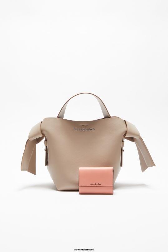 Acne Studios Lisätarvikkeet lohen pinkki 0VF2B859 kolminkertainen nahkalompakko