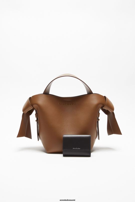 Acne Studios Lisätarvikkeet musta 0VF2B476 kolminkertainen nahkalompakko