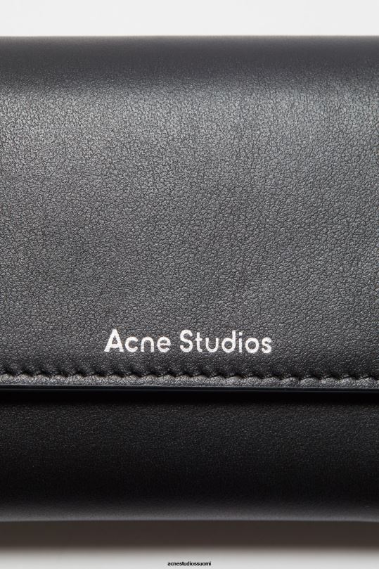 Acne Studios Lisätarvikkeet musta 0VF2B476 kolminkertainen nahkalompakko