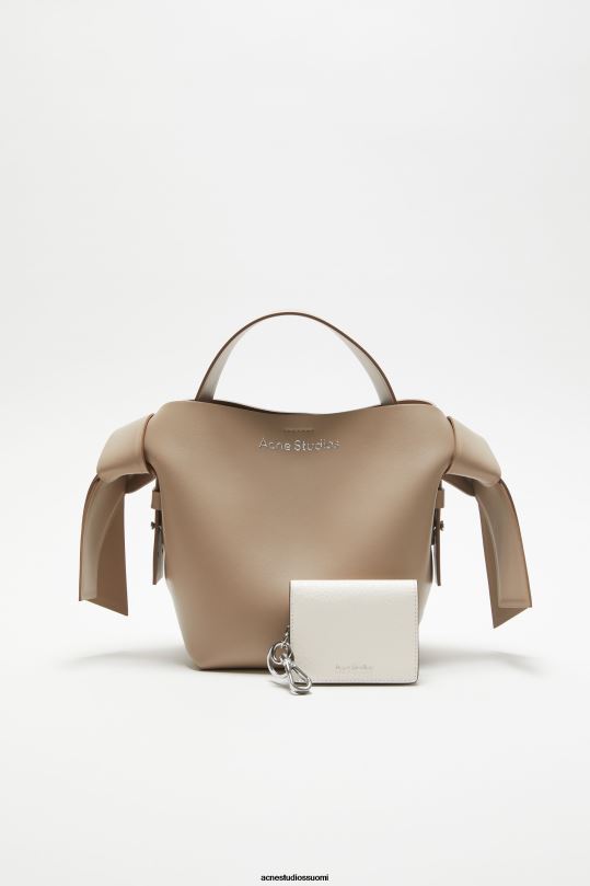 Acne Studios Lisätarvikkeet valkoinen 0VF2B822 taitettu nahkalompakko