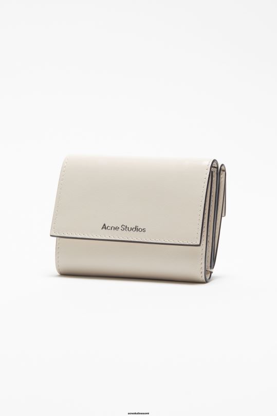 Acne Studios Lisätarvikkeet valkoinen musta 0VF2B816 kolminkertainen nahkalompakko