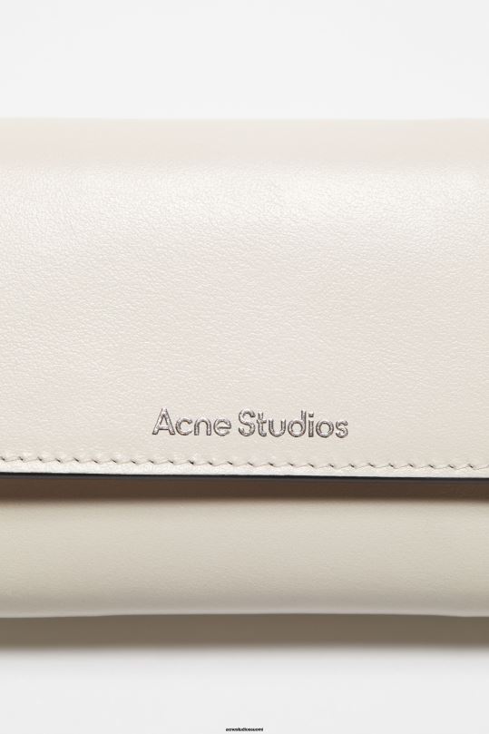 Acne Studios Lisätarvikkeet valkoinen musta 0VF2B816 kolminkertainen nahkalompakko