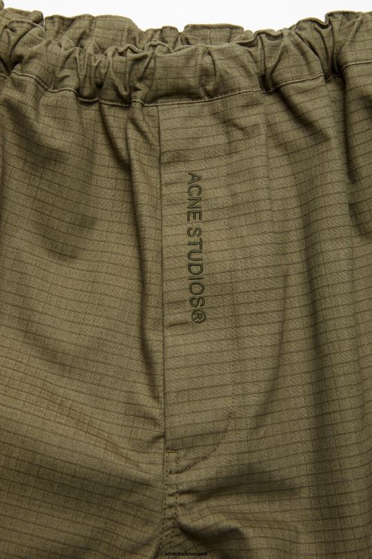 Acne Studios vaatteet oliivinvihreä 0VF2B1069 ripstop shortsit