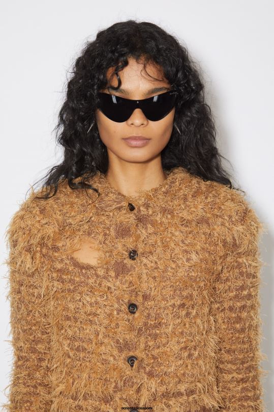 Acne Studios vaatteet kamelin ruskea 0VF2B109 karvainen villatakki kiitotien show