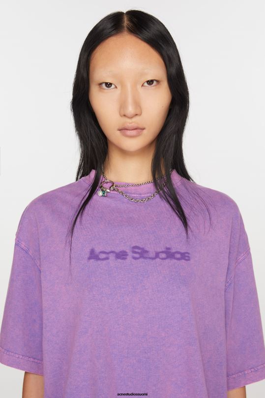 Acne Studios vaatteet kirkkaan violetti 0VF2B369 t-paidan haalistunut logo - rento istuvuus