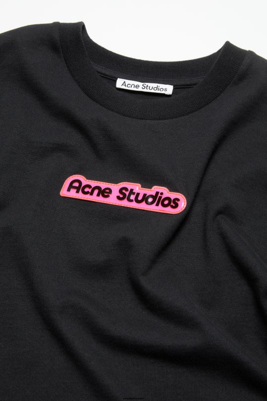 Acne Studios vaatteet musta 0VF2B1088 t-paidan logo