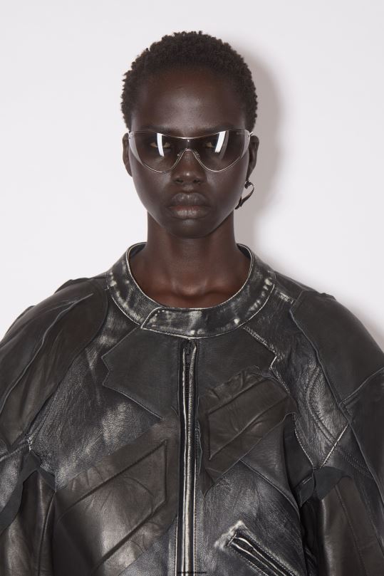 Acne Studios vaatteet musta 0VF2B53 tilkkutäkki nahka biker takki kiitotien show