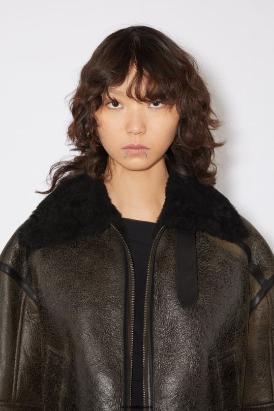 Acne Studios vaatteet tummanruskea/musta 0VF2B49 shearling takki